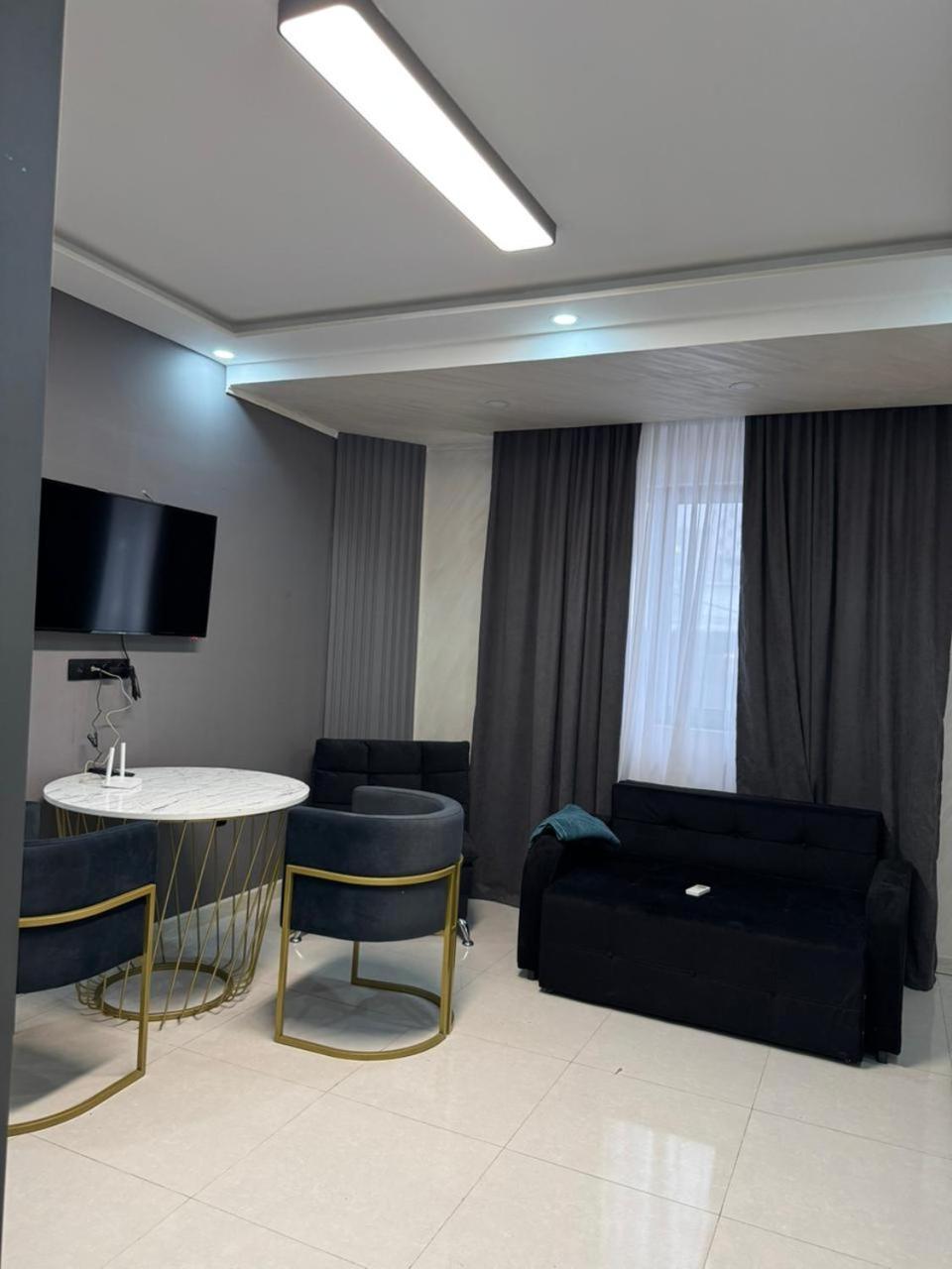 Hotel 770 Batumi Luaran gambar